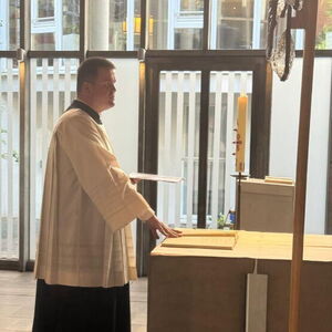 Senad odrastao u MUSLIMANSKOJ PORODICI, a danas je SVEŠTENIK! Postio Bajram, a onda... ZBOG OVOG JE PROMENIO VERU