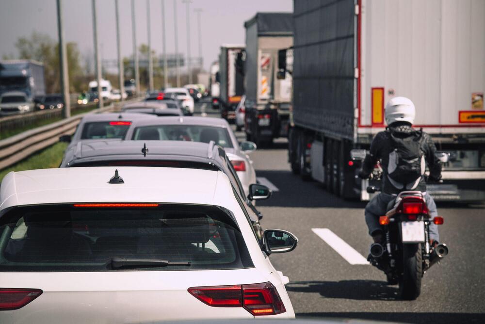 MARIN IZ MOTOVUNA SE ZAPUTIO IZ ISTRE DO ATLANTIKA: Umesto avionom seo na motor star pola veka, evo šta ga sve čeka