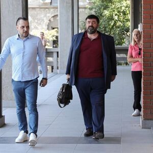 Nastavlja se suđenje za ubistvo pevačice Jelene u Borči: Zoran Marjanović stigao u Palatu pravde (FOTO)