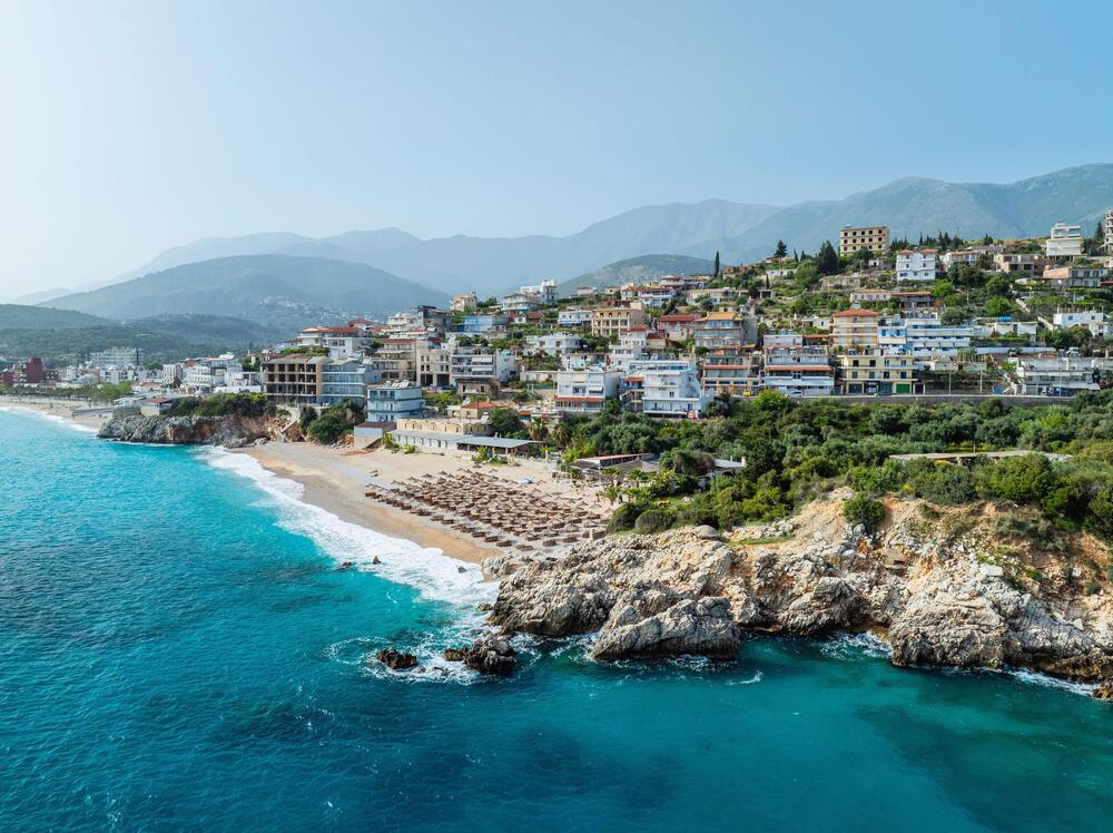 Ne bacajte pare na pretrpani Ksamil: Ovo je najlepši grad u Albaniji sa nestvarnim plažama i normalnim cenama