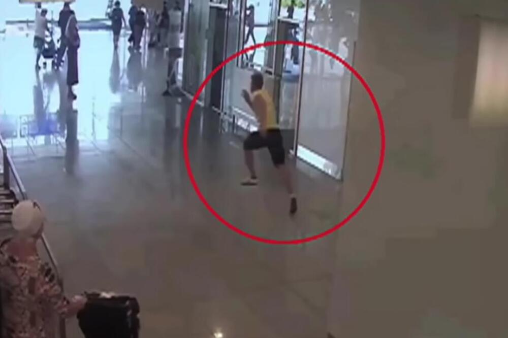 "NE ŽELIM DA UMREM OVDE" Sandra primila poziv od sina, a onda... Iza njega je ostao samo OVAJ JEZIV SNIMAK (VIDEO)