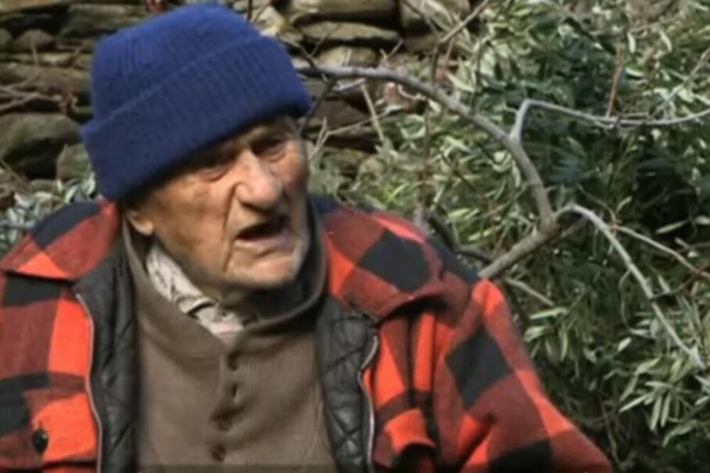 LEKARI MU DALI NEKOLIKO MESECI ŽIVOTA, ON DOŽIVEO STOTU: Grk otkrio tajnu dugovečnosti, tvrdi da ga je OVO spasilo!