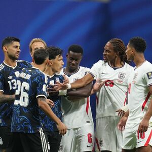 Ovom cirkusu nema kraja: Odlaže se finale Svetskog prvenstva, razlog je i više nego opasan?!