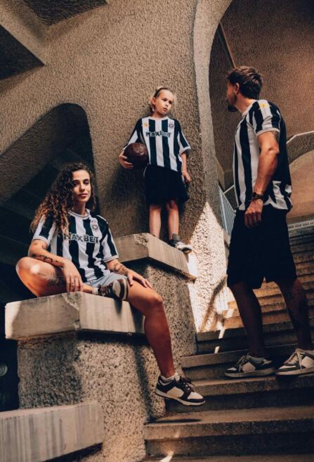 Novi dres FK Partizan