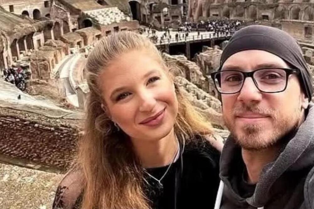 MIHAELA OTIŠLA SA DEČKOM VLADOM U ŠETNJU ČUVENOM BALKANSOM RUTOM, PA NESTALA: Već 2 dana ni traga ni glasa od njih