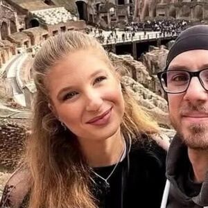 MIHAELA OTIŠLA SA DEČKOM VLADOM U ŠETNJU ČUVENOM BALKANSOM RUTOM, PA NESTALA: Već 2 dana ni traga ni glasa od njih