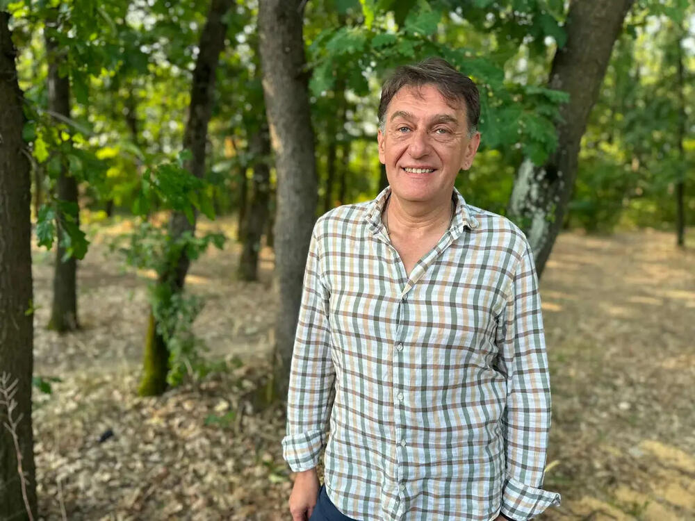 Dejan je čovek koji pomaže uplašenim ljudima: Bezbedno uklanja zmije, a ovih dana mu se telefon usijao od poziva