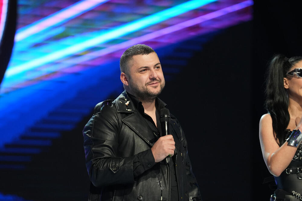 KONAČNO I ASMIN PROGOVORIO O INCIDENTU: Pomenuo i bankarku! "Nisam psihički dobro, jer mogu..."