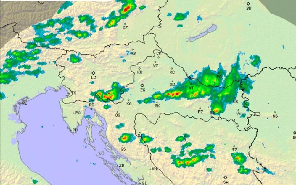 Olujna masa iz Hrvatske juri ka Srbiji