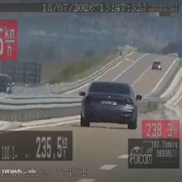 OD SNIMKA ĆE VAS PROĆI TRNCI! Uhvaćen u DIVLJAČKOJ vožnji kod Pirota, za volanom nije bio SRBIN!