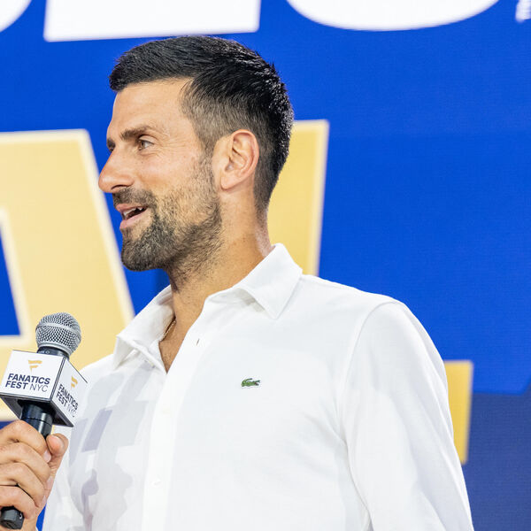 Novak Đoković izazvao euforiju na finalu Mundijala: Dočekao ga legendarni Ronaldinjo (Video)