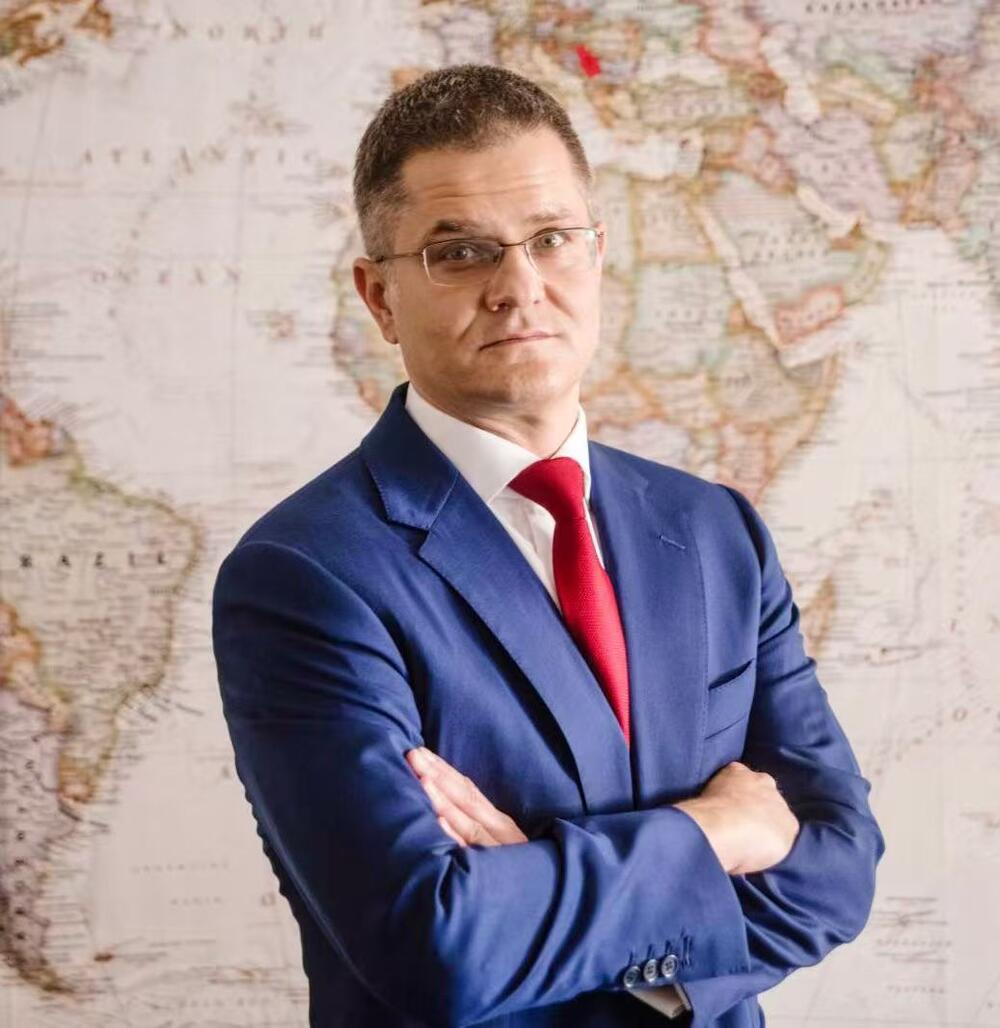 Veštačka inteligencija kao globalno javno dobro