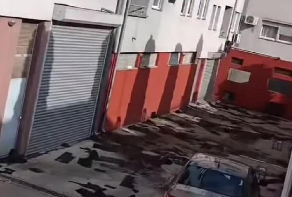 Stanje kao nakon zemljotresa: Nezapamćeno nevreme u gradu u Srbiji, obrušio se krov na zgradi (FOTO)