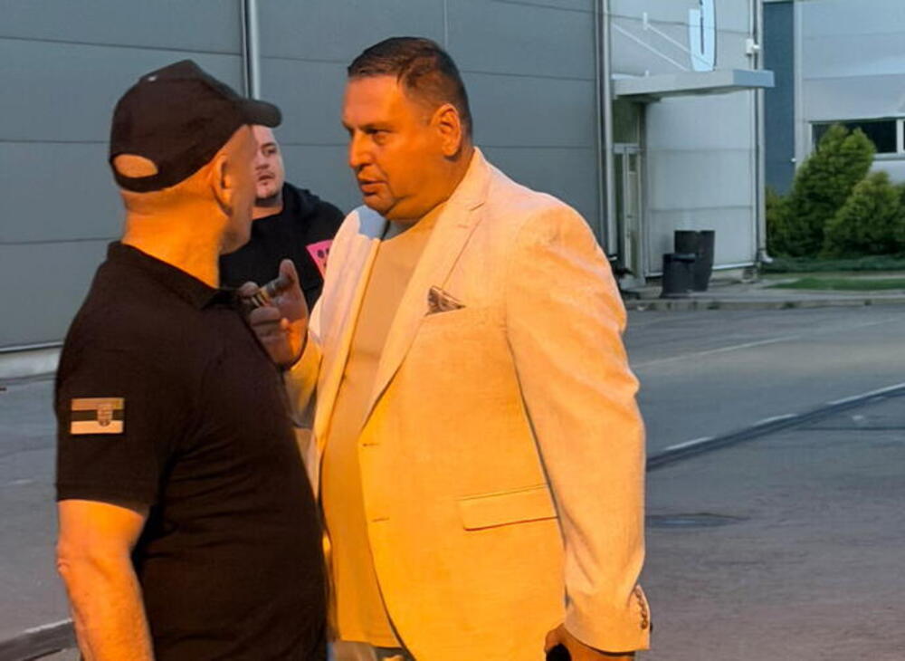 NAJPOZNATIJI TATA U ZEMLJI BESAN KAO RIS: Šta li će mu ćera reći na ovo ponašanja? "Vi hoćete cirkus, ja sam..."