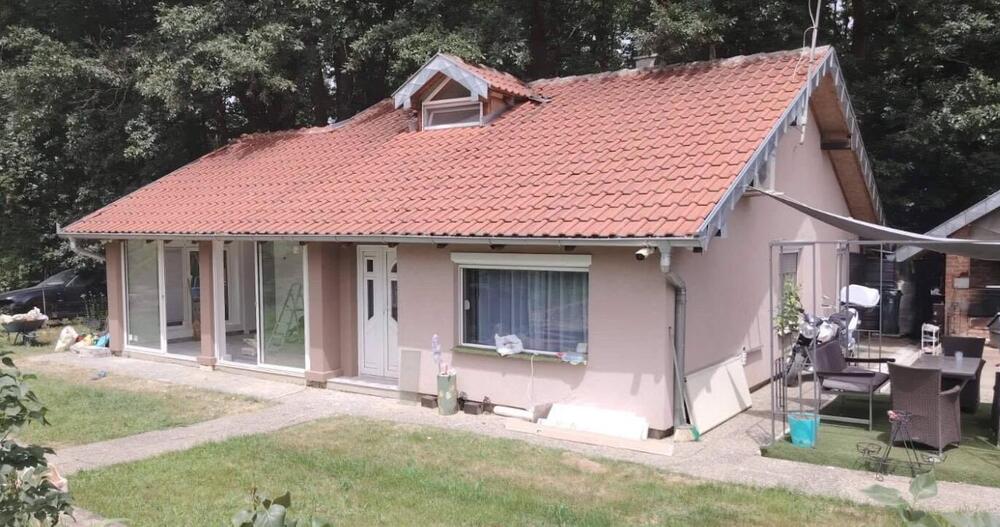 U blizini ove banje se prodaje prelepa velika kuća: Ima letnjikovac, pomoćne objekte - cena će vas iznenaditi