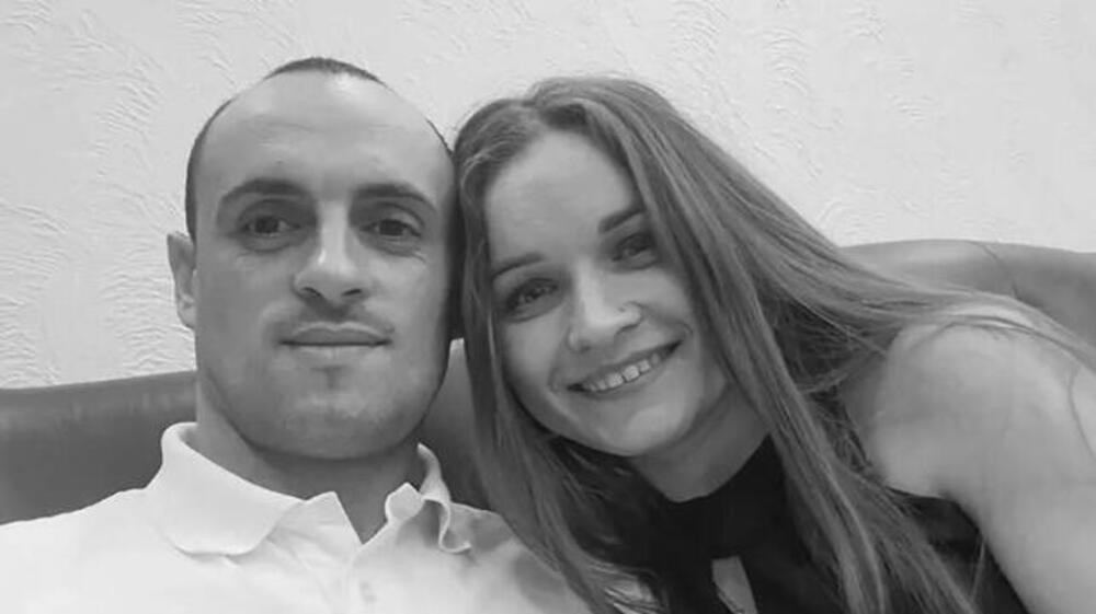 PORODICA UGAŠENA U DANU Ovo su roditelji koji su POGINULI SA BEBOM u stravičnoj nesreći: DEVOJČICI SE BORE ZA ŽIVOT