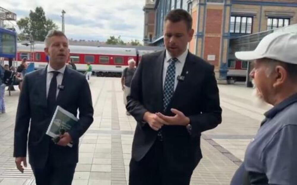 Muškarac PLJUNUO PETERA MAĐARA nasred ulice! Posle incidenta REKAO SAMO JEDNO, kamere sve zabeležile (VIDEO)