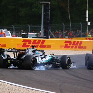 Mercedes ispravio grešku zbog koje je Rasel bio sporiji od Kimija! Evo zašto je Britanac odmah odustao u Belgiji