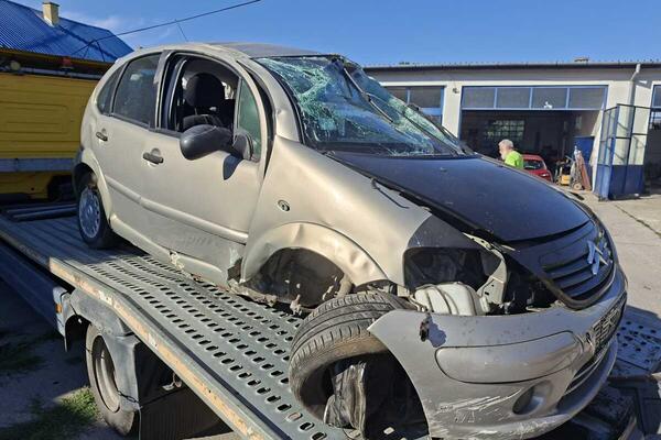 TRAGEDIJA U KIKINDI, MEDICINSKA SESTRA (34) POGINULA NA MESTU: Pojavile se slike SMRSKANOG AUTA, ovo je STRAŠNO!
