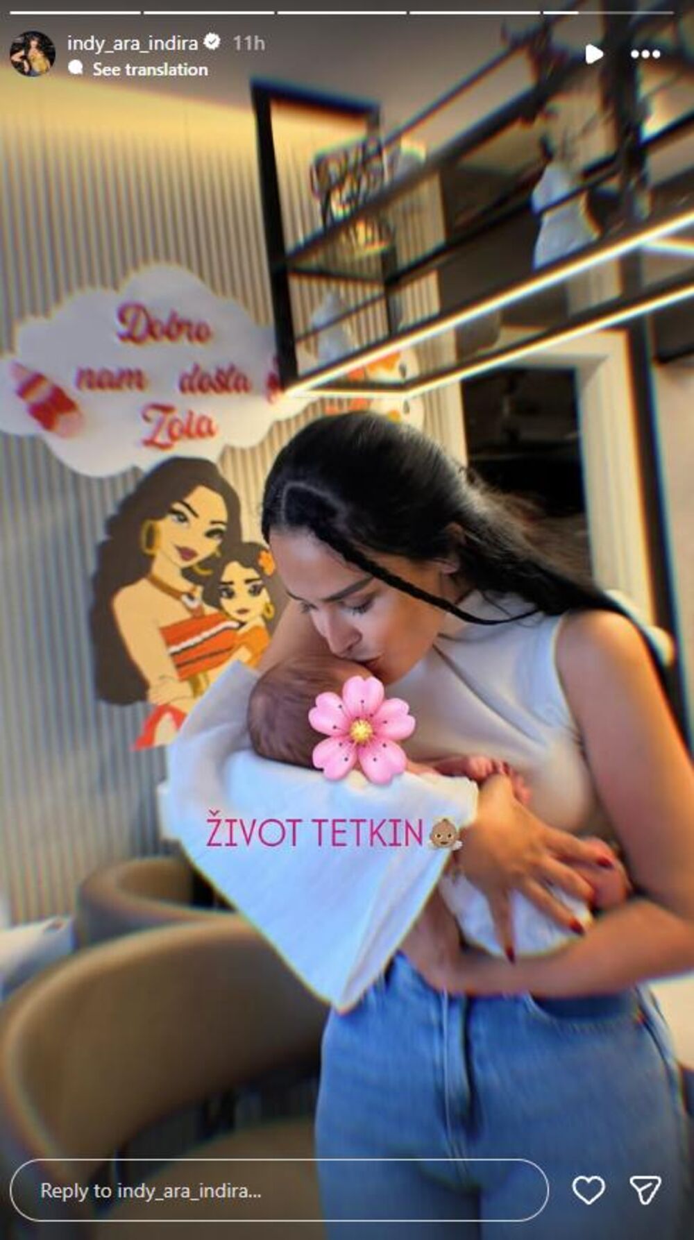 EDITA ARADINOVIĆ IZAŠLA IZ PORODILIŠTA: Evo ko se ne odvaja od nje i bebe, od ovoga nema veće sreće