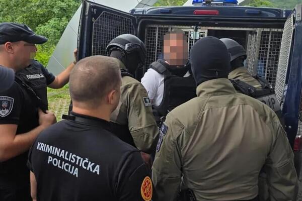 Ovo je član kriminalne grupe koji je izručen Crnoj Gori: Godinama bio pod istragom, osumnjičen za teška dela (FOTO)