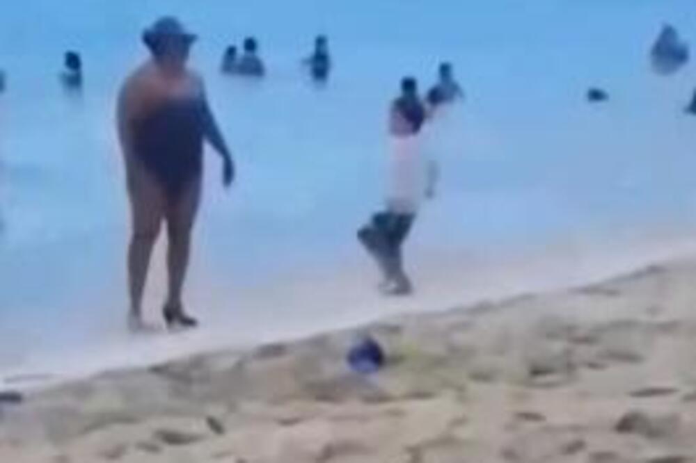 SRBI U NEVERICI ZBOG ŽENE NA PLAŽI, POGLEDAJTE ŠTA JE URADILA: Kada je izašla iz plićaka, usledio je apsolutni ŠOK
