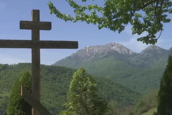 DECU VADILI IZ MAJČINE UTROBE, ZATRLI MESTO ZA 2 SATA Godišnjica stravičnog pokolja u Velici: SVAKA 4. ŽRTVA BILA..