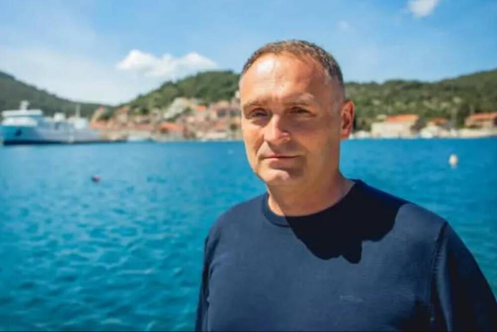Gradonačelnik Visa PATOSIRAN U CENTRU GRADA! Hrvoje ostao da leži na zemlji, evo šta je prethodilo BRUTALNOM NAPADU