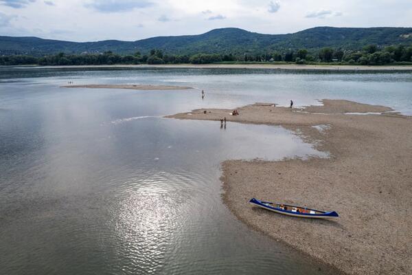 Dunav sve više opada, stižu ozbiljni problemi: Suša ozbiljno preti energetici, usevima i brodovima širom Srbije