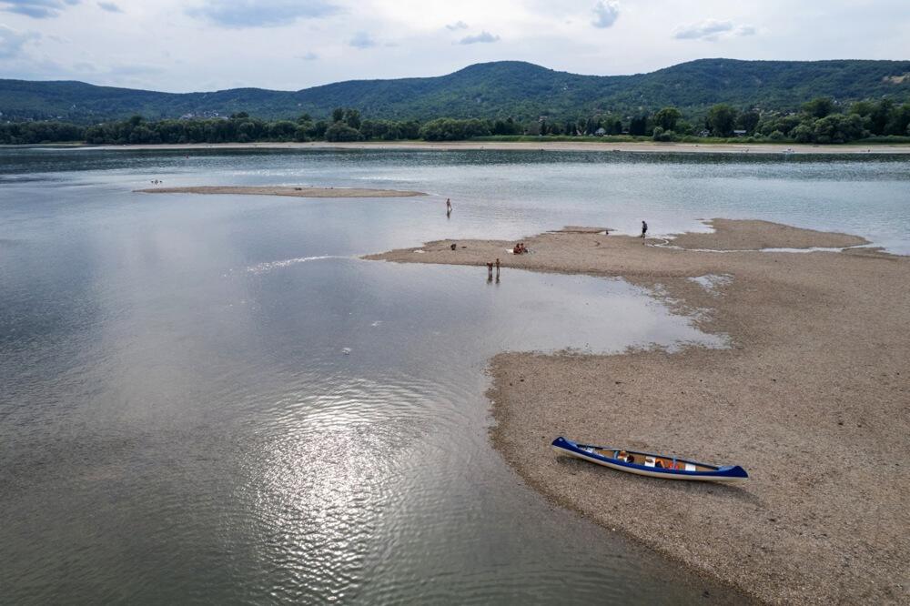 Dunav sve više opada, stižu ozbiljni problemi: Suša ozbiljno preti energetici, usevima i brodovima širom Srbije