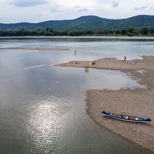 Dunav sve više opada, stižu ozbiljni problemi: Suša ozbiljno preti energetici, usevima i brodovima širom Srbije