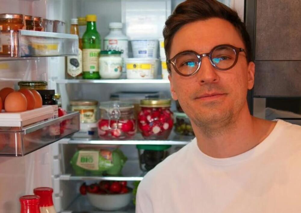 ČUVENI DOKTOR JE SKROZ IZBACIO OVU NAMIRNICU POSLE 40. GODINE: "To više nije hrana, to je HEMIJSKI EKSPERIMENT"