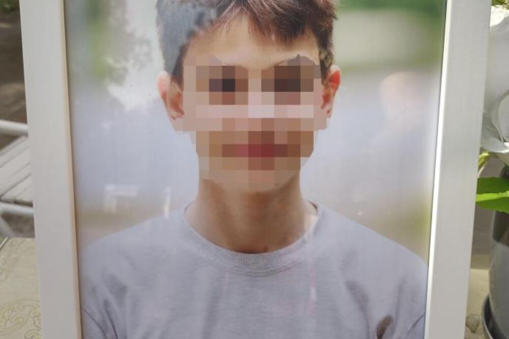 Andreja (13) ubio drug na tavanu, lekari Hitne otkrili užasavajuće prizore: Roditeljima dečaka ubice preti robija