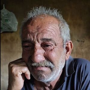 "IMA MESTA ZA MENE NA GROBLJU, VIŠE SE NIČEMU NE NADAM": Deka Momčilo živi u ruševini kod Vranja, sam i zaboravljen