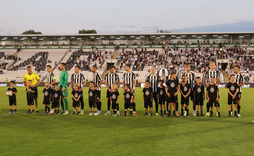 Muk u Humskoj: IMT iskoristio kikseve crno-belih i srušio Partizan!
