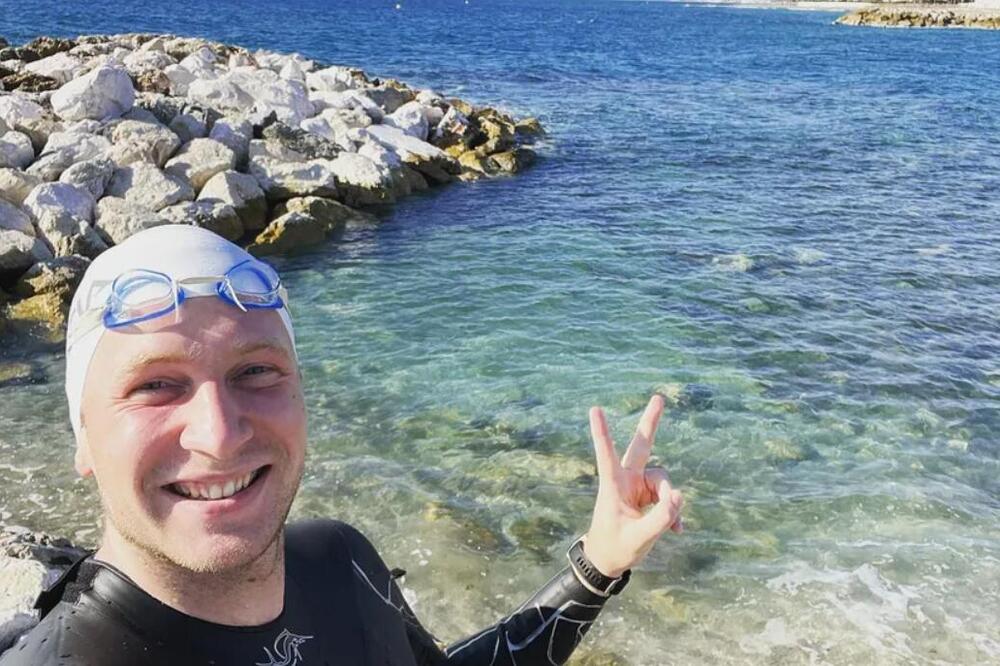 Ovo je prvi čovek ikada koji je preplivao Baltičko more! Trebalo mu je 56 sati - nije spavao ni sekunde, a jedno...