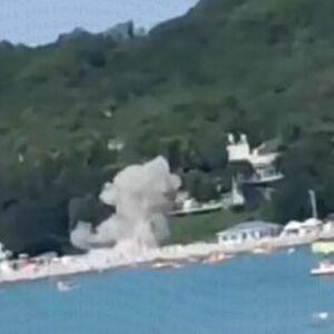 Dron PAO MEĐU KUPAČE u poznatom letovalištu, pa EKSPLODIRAO! Ima mrtvih i povređenih, isplivao SNIMAK UŽASA (VIDEO)
