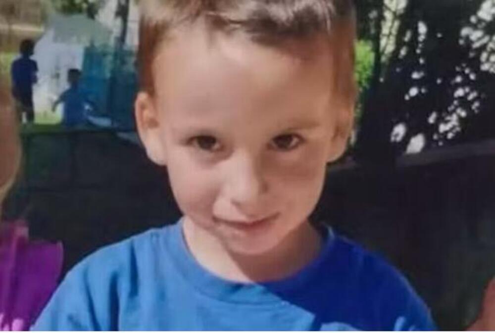 MALI MATIJA PREMINUO NAKON 9 GODINA BORBE! Dečak pojeo parče sira i PAO U BUDNU KOMU, otac podelio NAJTUŽNIJE VESTI