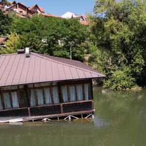 PRVE SLIKE SA MESTA GDE SU IZVUČENA TELA DVA MUŠKARCA U UŽICU: Građani otkrili važan detalj vezan za tu lokaciju!