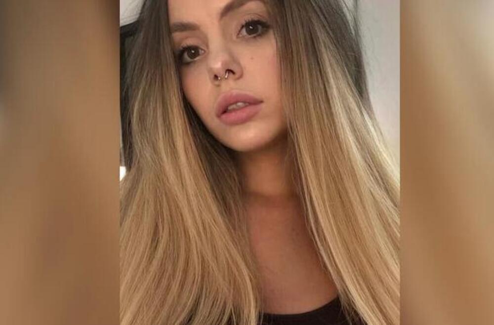 BELI LJILJANI I BELI KOVČEG ZA UBIJENU RUSKINJU NA LEŠĆU: Porodica ispratila Ljudmilu čije telo je nađeno u koferu