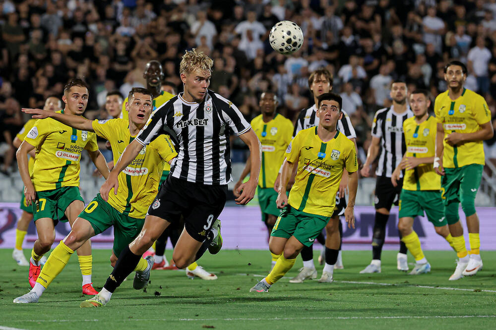 Da li je Partizan oštećen: Crno-belima poništen gol nakon maratonske VAR provere! (VIDEO)