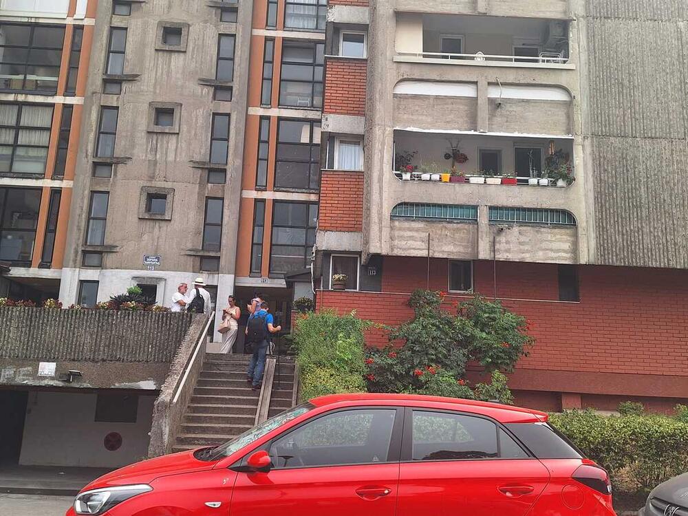 Evo šta se dešava sa muškarcem koji je osumnjičen za ubistvo majke na Novom Beogradu: Viši sud doneo odluku