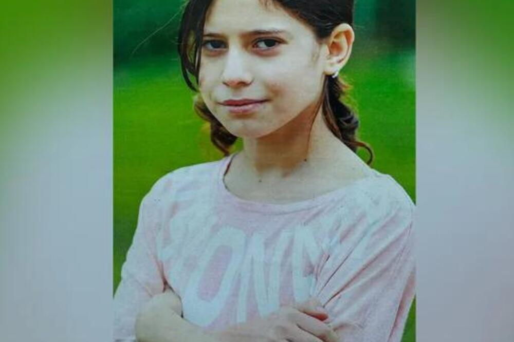 NESTALA DEVOJČICA ANDREA (11), POLICIJA DIGLA I HELIKOPTERE! Od deteta ni traga već treći dan, panika kod komšija