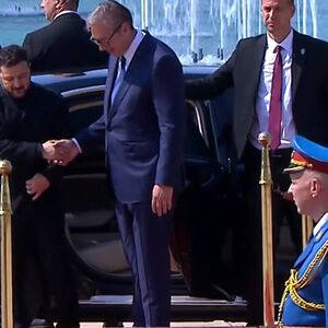 Predsednik Vučić dočekao Zelenskog ispred Palate "Srbija": Priređen svečani doček za ukrajinskoj predsednika! UŽIVO