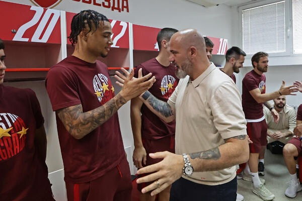 Dejan Stanković se "setio" Džeja Enema: Ovo su sastavi Crvene zvezde i Novog Pazara (Foto)