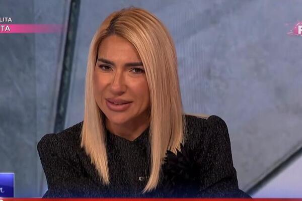 JOVANA JEREMIĆ SAOPŠTILA ODLUKU: Hitno prekinula program sa knedlom u grlu! "Moram da se oprostim s vama..."