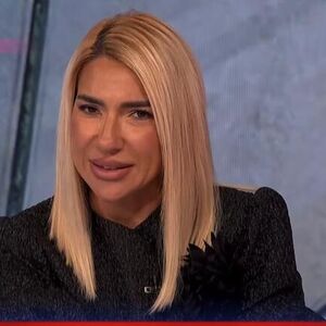 JOVANA JEREMIĆ SAOPŠTILA ODLUKU: Prekinula program i obratila se Srbiji "Nemojte da me izdate, ne volim izdajnike"