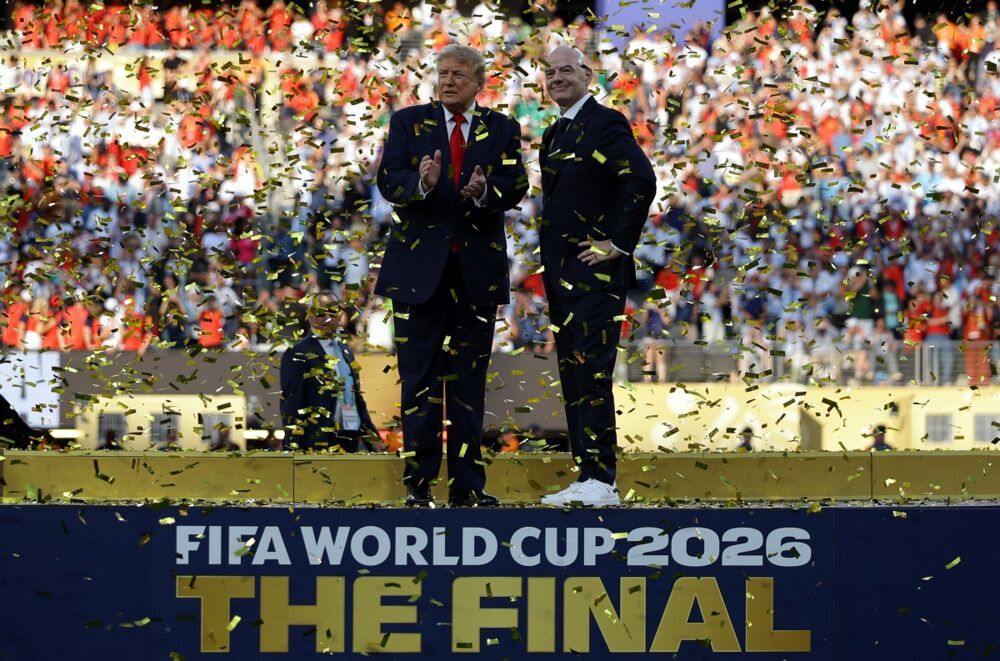 Donald Tramp i Đani Infantino