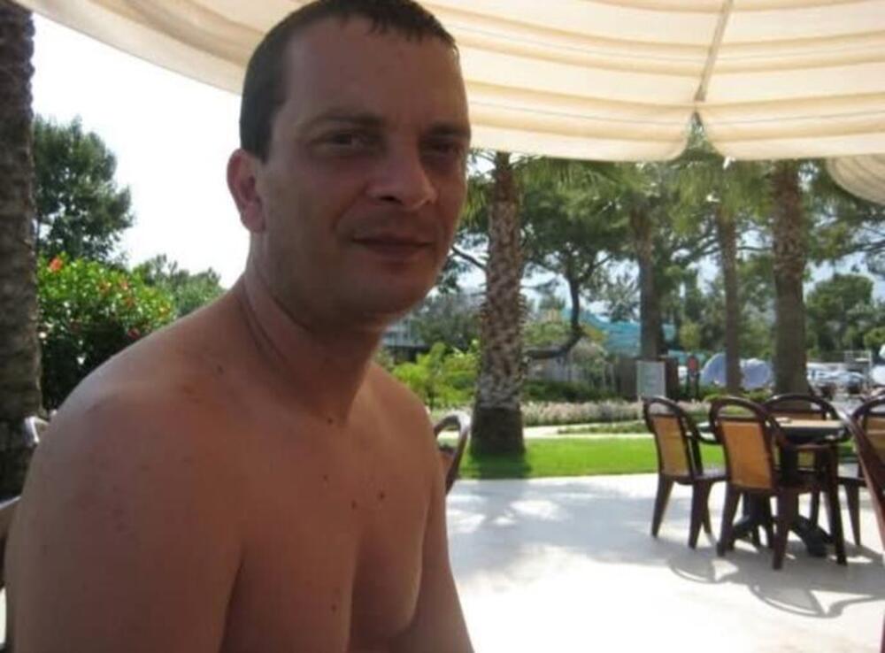 OVO JE SRBIN KOJI JE IZGUBIO ŽIVOT U SARTIJU POKUŠAVAJUĆI DA SPASE ČOVEKA U MORU: Stradao je naočigled porodice