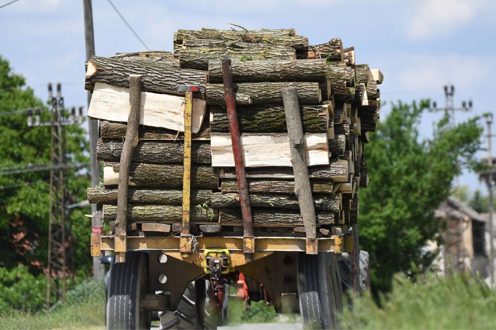 Za ovoliko odsto je ogrev poskupeo u odnosu na prošlu godinu: Pred grejnu sezonu cene samo skaču